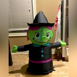 Airblown Inflatable Witch 🧙 Halloween 🎃